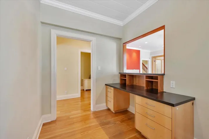 421423 Kipling Street, Palo Alto, California 94301