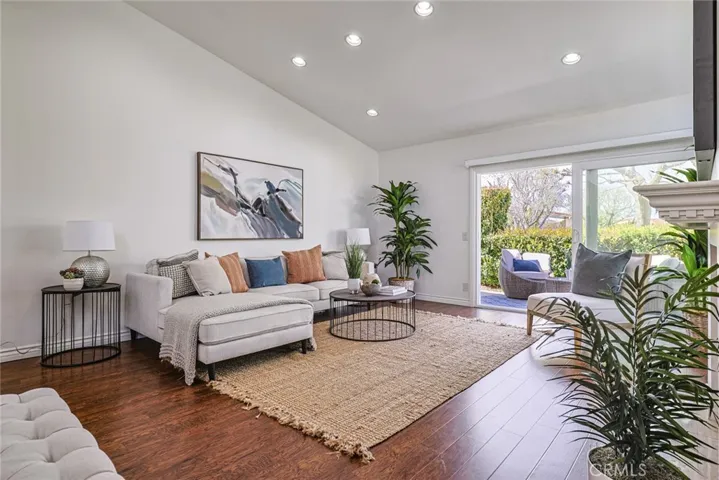 110 Hilltop Cir, Rancho Palos Verdes, California 90275