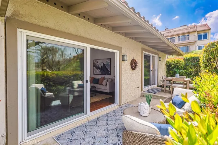 110 Hilltop Cir, Rancho Palos Verdes, California 90275