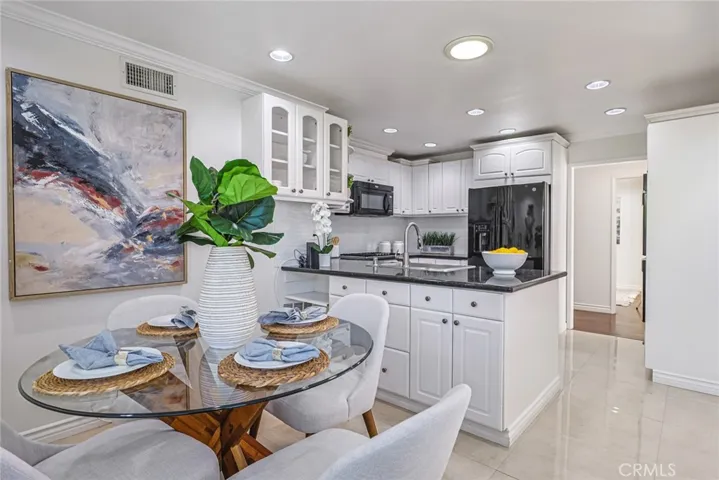 110 Hilltop Cir, Rancho Palos Verdes, California 90275