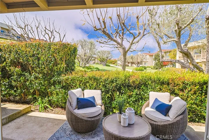 110 Hilltop Cir, Rancho Palos Verdes, California 90275