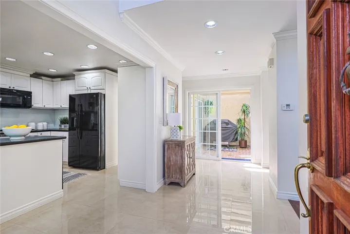 110 Hilltop Cir, Rancho Palos Verdes, California 90275
