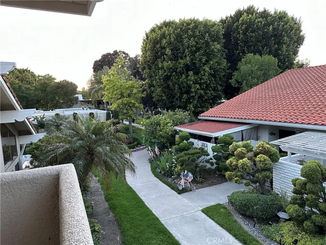 2060 Via Mariposa E. A, Laguna Woods, California 92637
