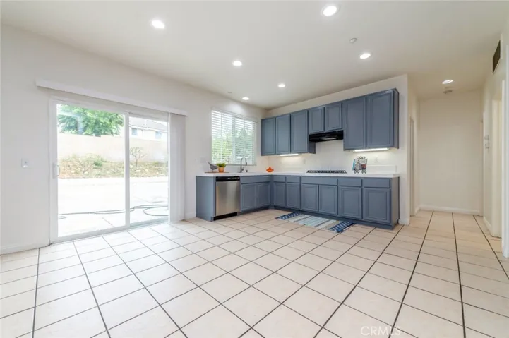 15958 Turtle Bay Place, Fontana, California 92336