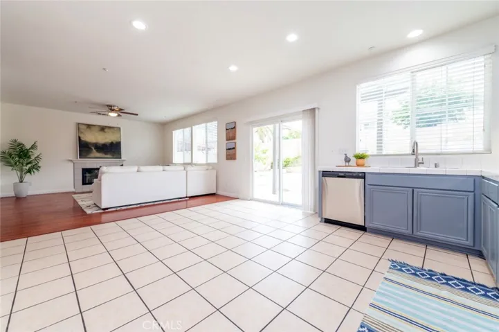 15958 Turtle Bay Place, Fontana, California 92336