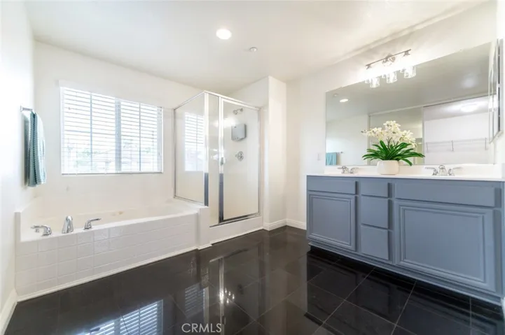 15958 Turtle Bay Place, Fontana, California 92336