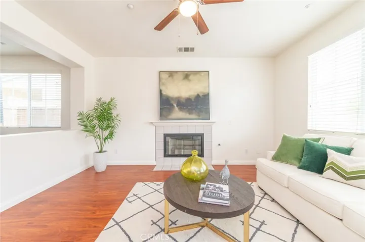 15958 Turtle Bay Place, Fontana, California 92336