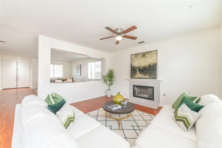 15958 Turtle Bay Place, Fontana, California 92336