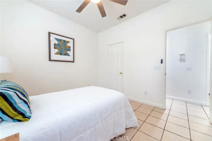 15958 Turtle Bay Place, Fontana, California 92336