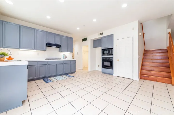15958 Turtle Bay Place, Fontana, California 92336