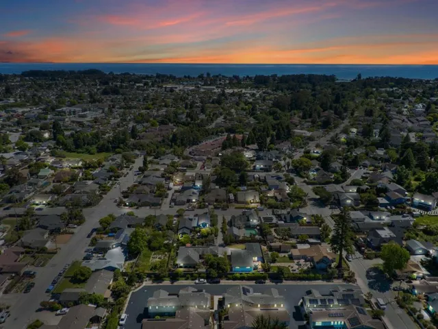 1025 Webster Street B, Santa Cruz, California 95062