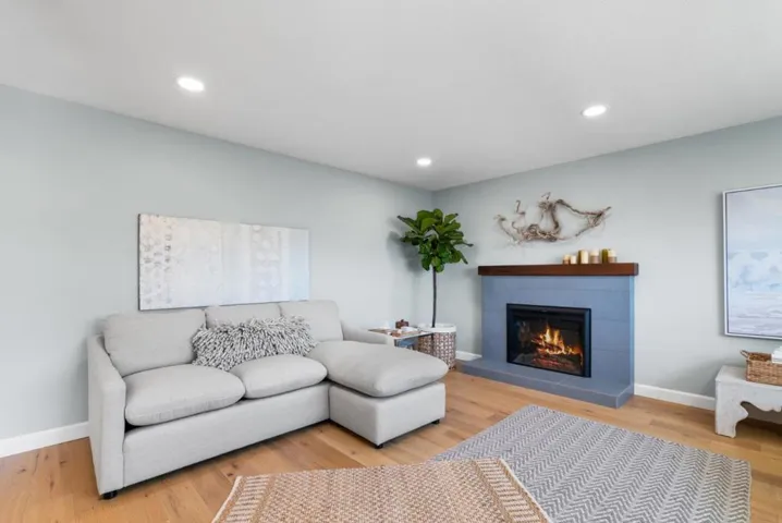 1025 Webster Street B, Santa Cruz, California 95062
