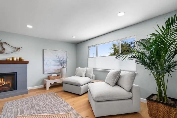 1025 Webster Street B, Santa Cruz, California 95062