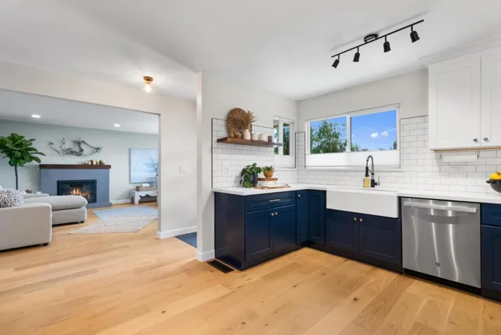 1025 Webster Street B, Santa Cruz, California 95062