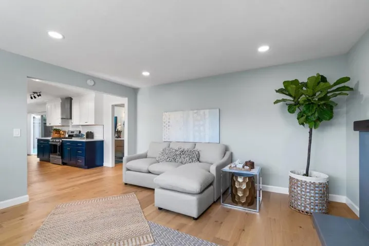 1025 Webster Street B, Santa Cruz, California 95062