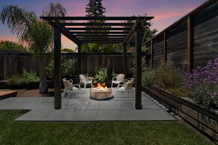 1025 Webster Street B, Santa Cruz, California 95062
