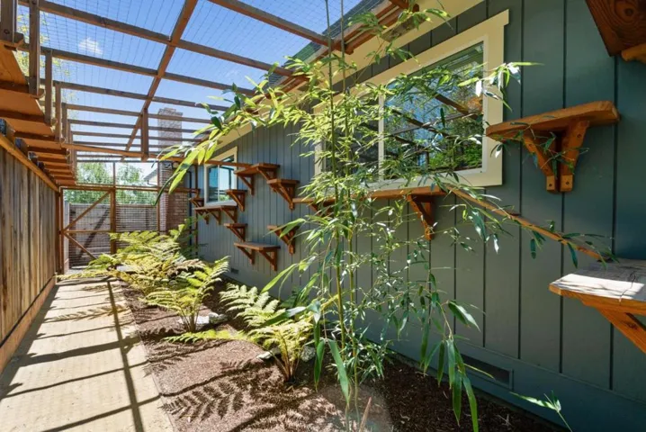 1025 Webster Street B, Santa Cruz, California 95062