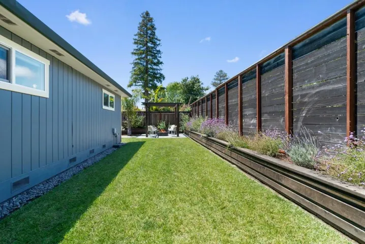 1025 Webster Street B, Santa Cruz, California 95062