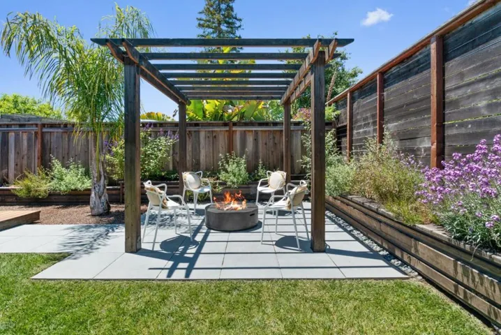 1025 Webster Street B, Santa Cruz, California 95062