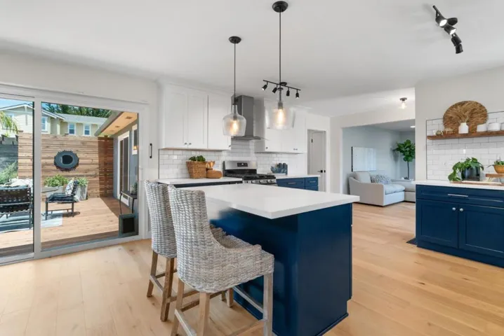 1025 Webster Street B, Santa Cruz, California 95062