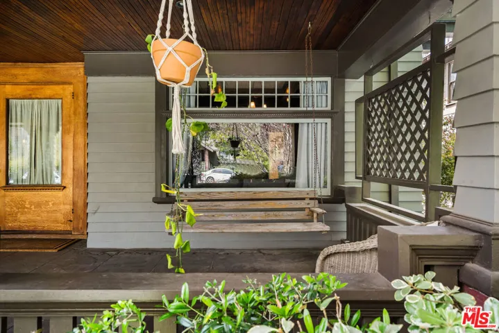 1805 S Hobart Boulevard, Los Angeles, California 90006