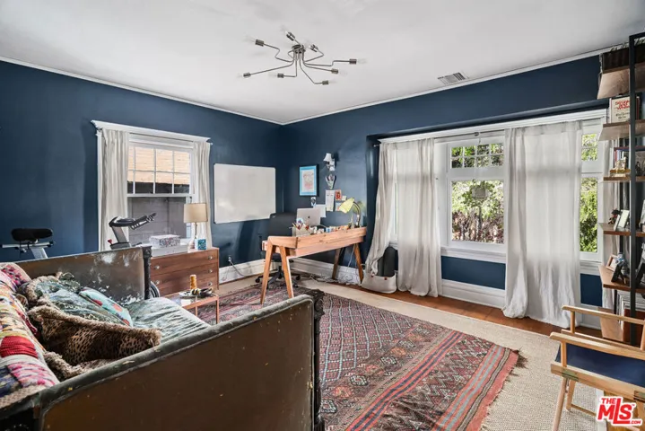1805 S Hobart Boulevard, Los Angeles, California 90006