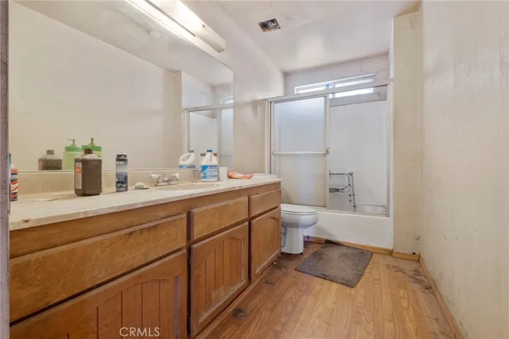 11624 Hickory Avenue, Hesperia, California 92345