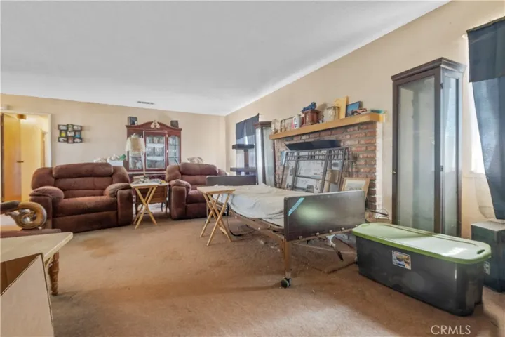 11624 Hickory Avenue, Hesperia, California 92345
