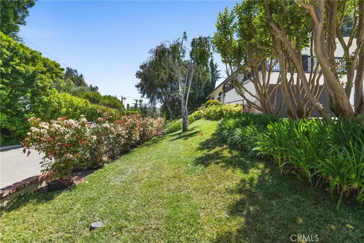 4925 Topeka Drive, Tarzana, California 91356