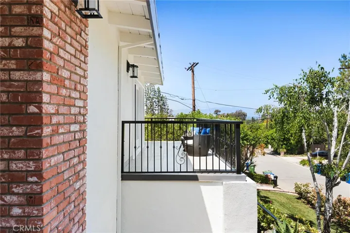 4925 Topeka Drive, Tarzana, California 91356