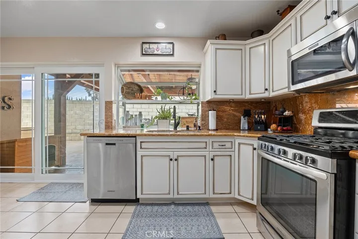 19127 Poseidon Avenue, Cerritos, California 90703