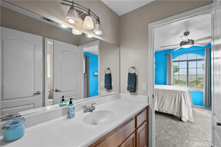 Jack & Jill bathroom #1