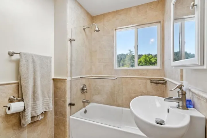 365 Eleana Drive, Ben Lomond, California 95005