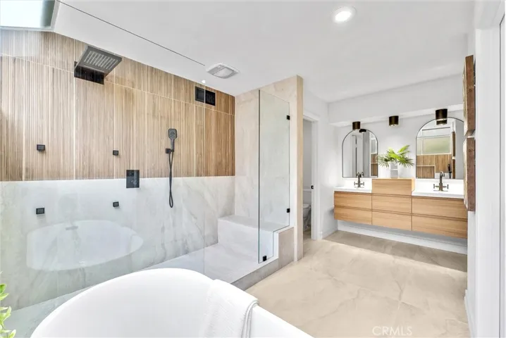 5555 Camino Tecate, Yorba Linda, California 92887