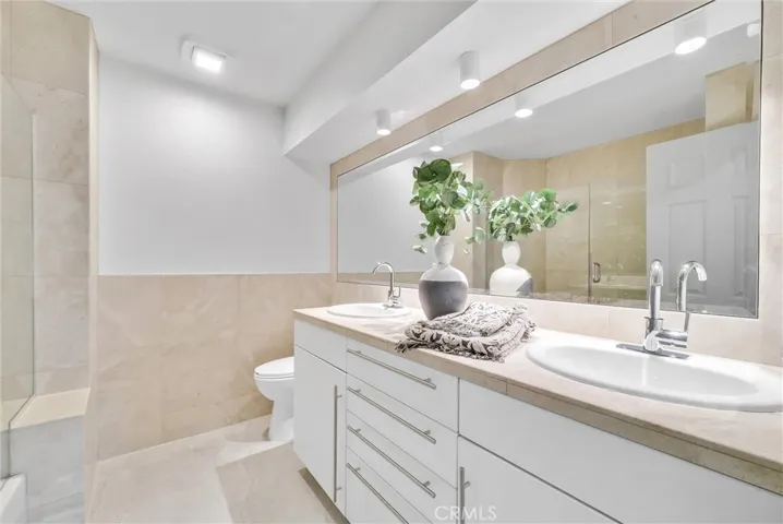 5555 Camino Tecate, Yorba Linda, California 92887
