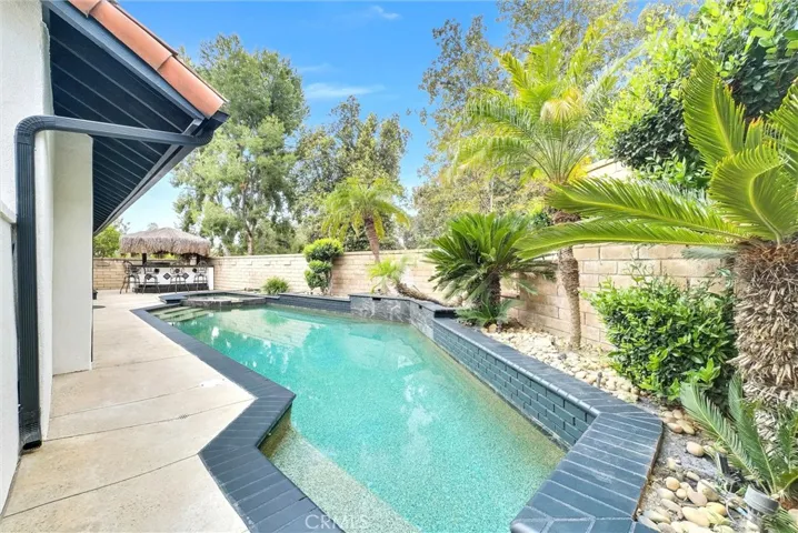 5555 Camino Tecate, Yorba Linda, California 92887