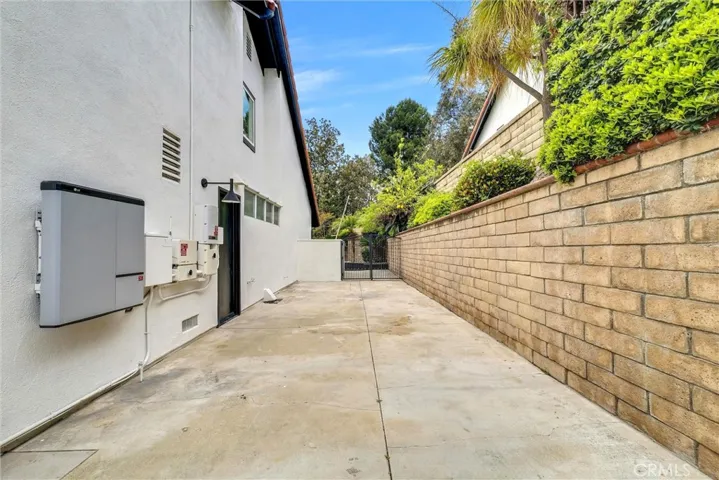 5555 Camino Tecate, Yorba Linda, California 92887