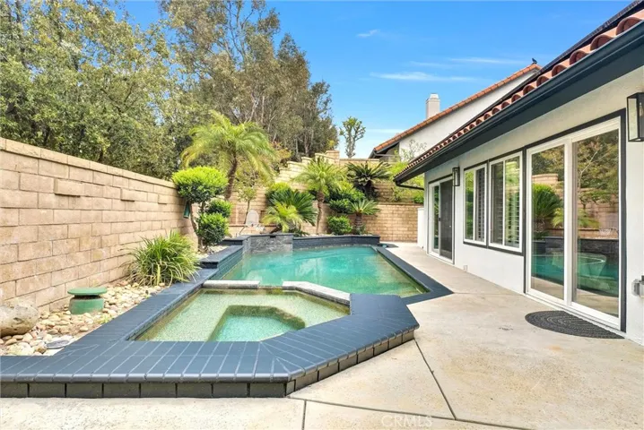 5555 Camino Tecate, Yorba Linda, California 92887