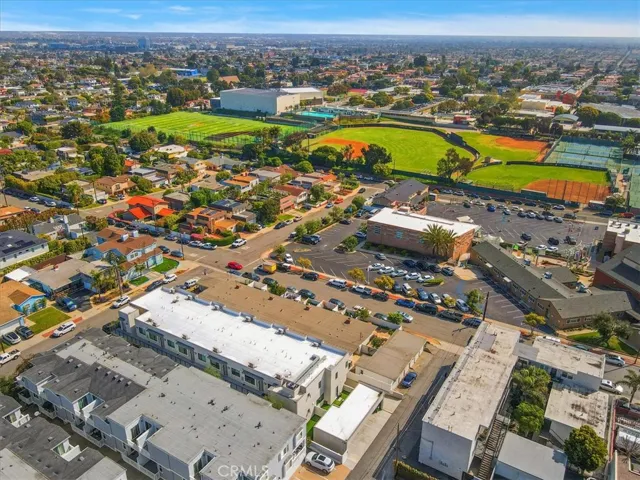 1220 Tennyson Street, Manhattan Beach, California 90266
