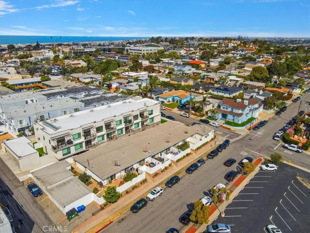 1220 Tennyson Street, Manhattan Beach, California 90266