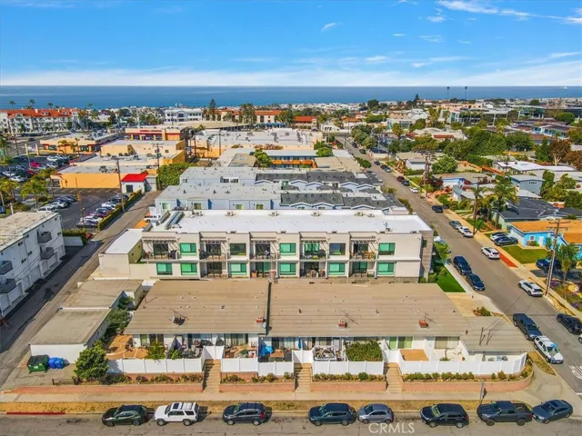 1220 Tennyson Street, Manhattan Beach, California 90266