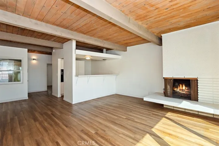 1220 Tennyson Street, Manhattan Beach, California 90266