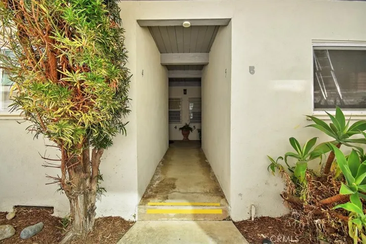 1220 Tennyson Street, Manhattan Beach, California 90266