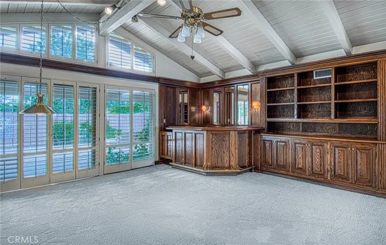 1212 Castlegate livingroom