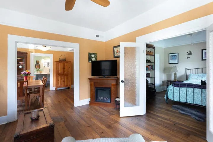1125 Seabright Avenue, Santa Cruz, California 95062