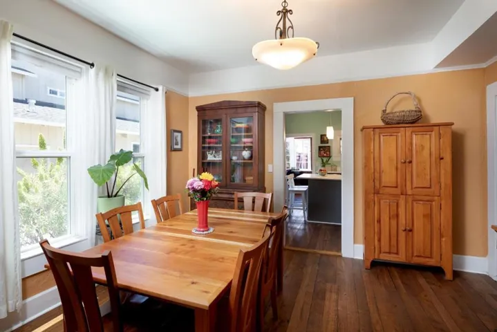 1125 Seabright Avenue, Santa Cruz, California 95062