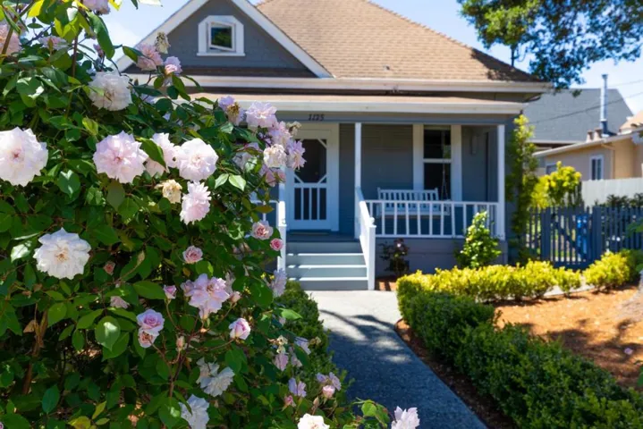 1125 Seabright Avenue, Santa Cruz, California 95062