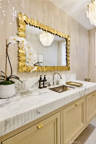 820 Via Lido Nord, Newport Beach, California 92663
