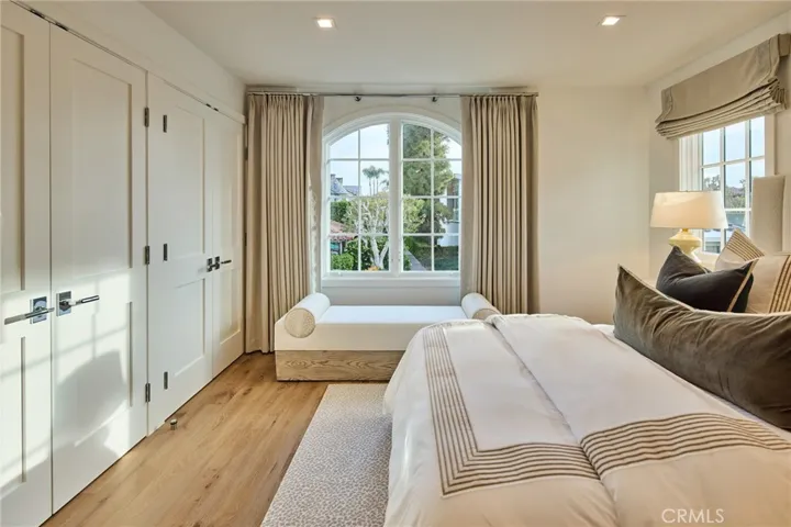 820 Via Lido Nord, Newport Beach, California 92663