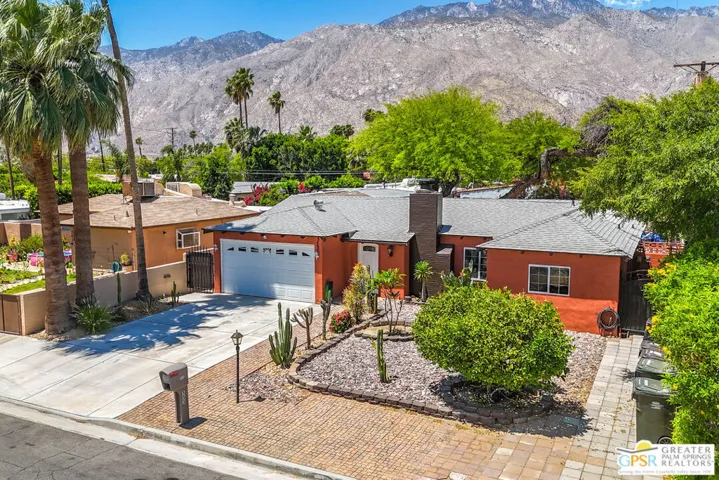 553 N Paseo De Anza, Palm Springs, California 92262